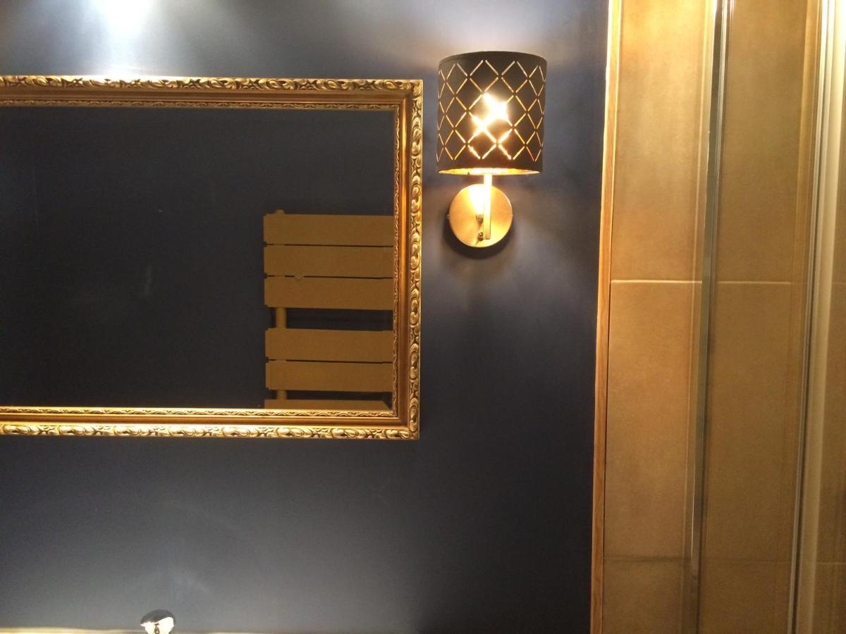 La Maison Bleue, Un Emplacement De Choix A 罗德兹 外观 照片